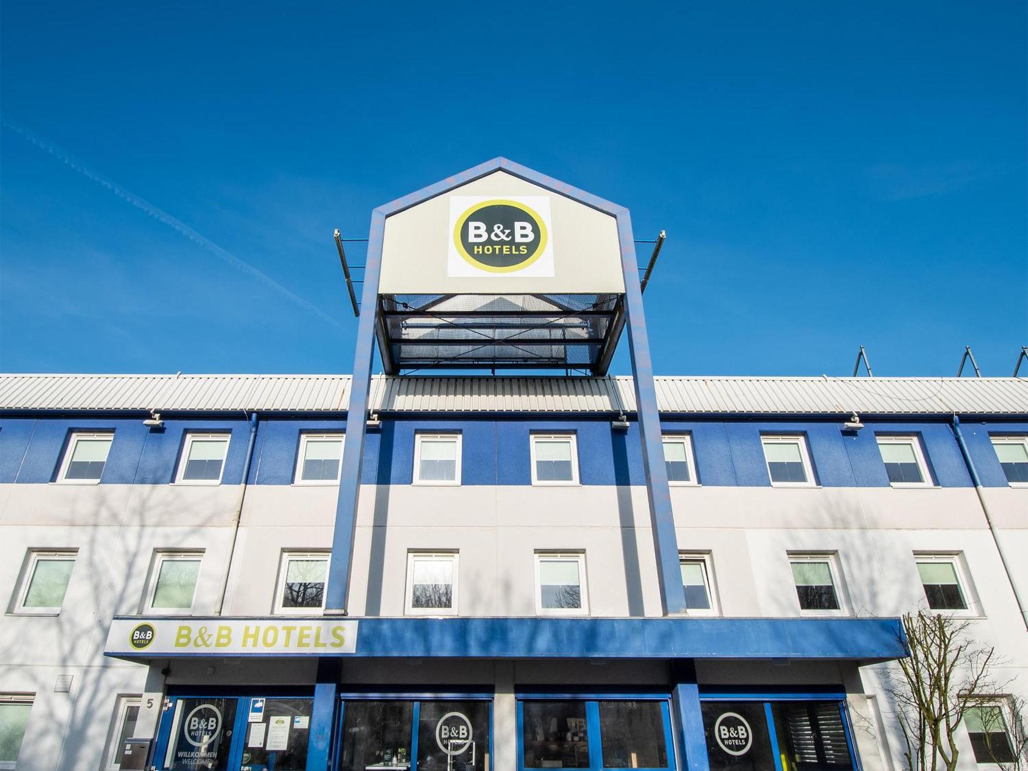 B&B Hotel Rostock-Broderstorf Екстериор снимка
