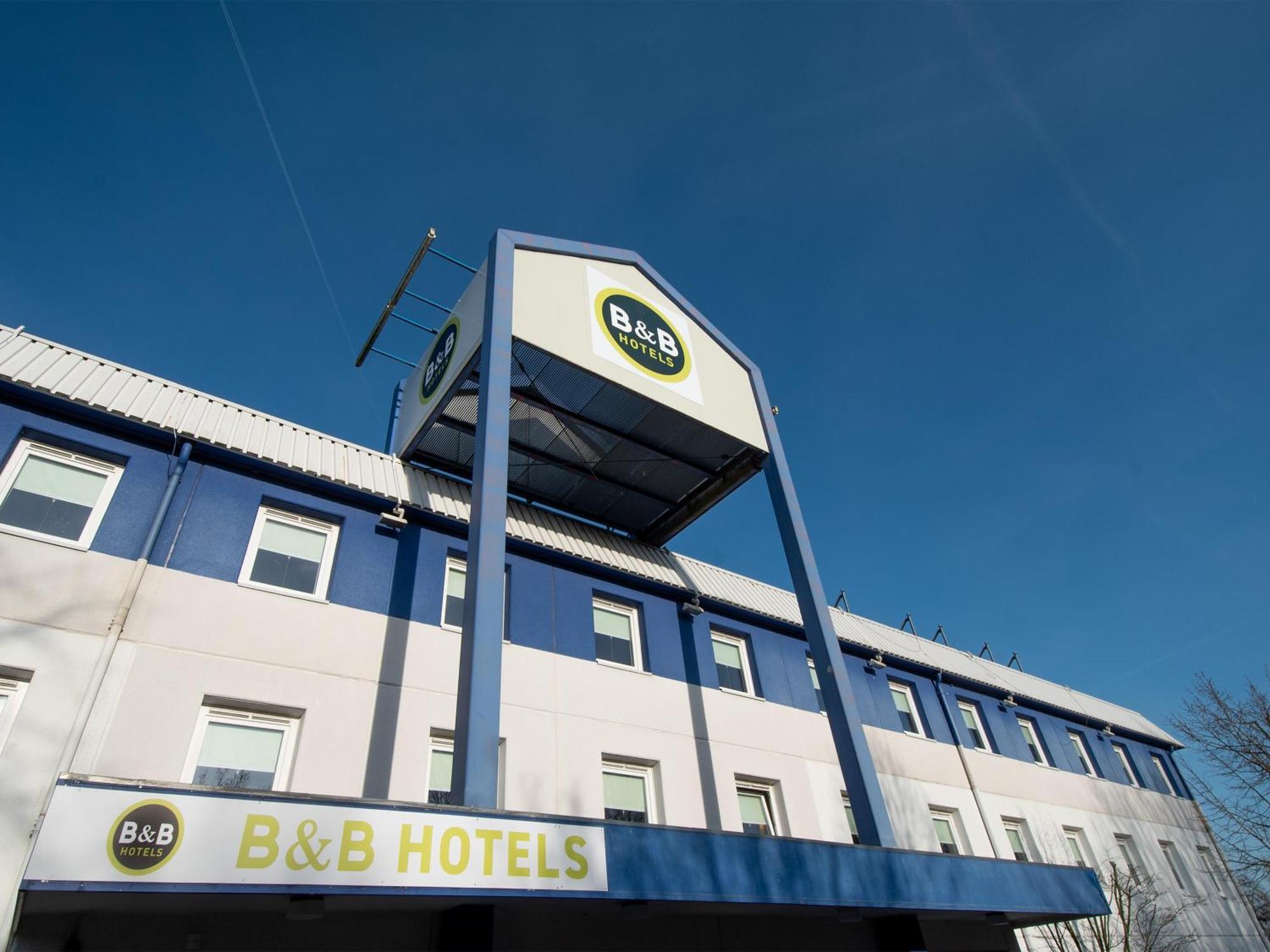 B&B Hotel Rostock-Broderstorf Екстериор снимка