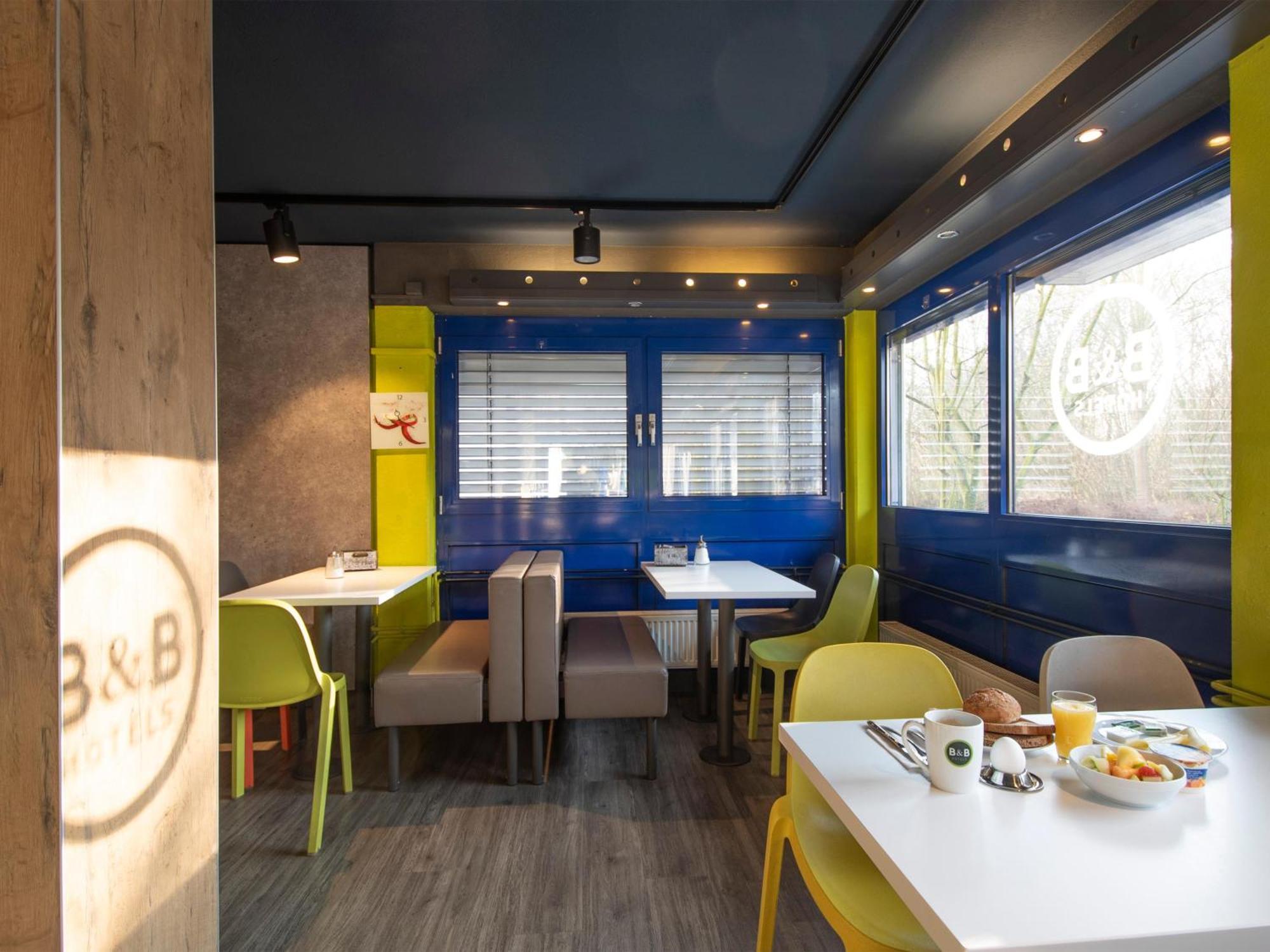 B&B Hotel Rostock-Broderstorf Екстериор снимка