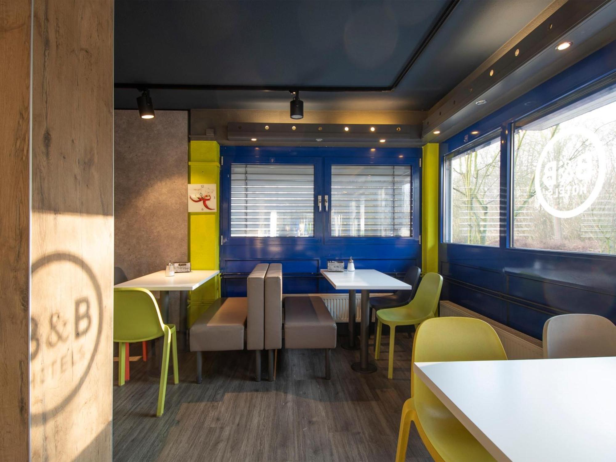 B&B Hotel Rostock-Broderstorf Екстериор снимка